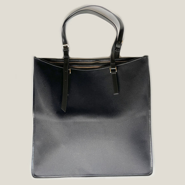 THE EVERYTHING TOTE sample: Black