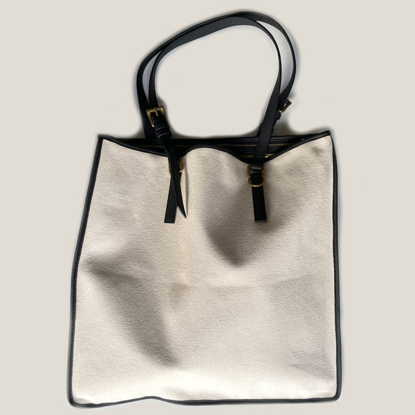 THE EVERYTHING TOTE sample: Natural
